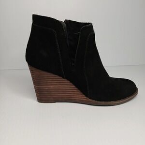 Lucky Brand Yabba Black Suede Wedge Ankle Boots Women's Size 7 V- Cut Side Zip